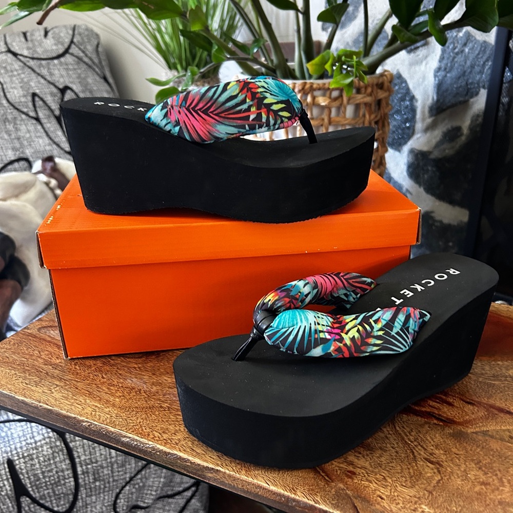 Rocket Dog Crushpuff Tyndall Palm Platform Sandals Size 8 - Picture 6 of 9